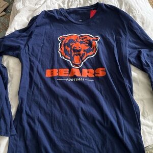 Chicago Bears Navy Long Sleeve Shirt. Size Large.